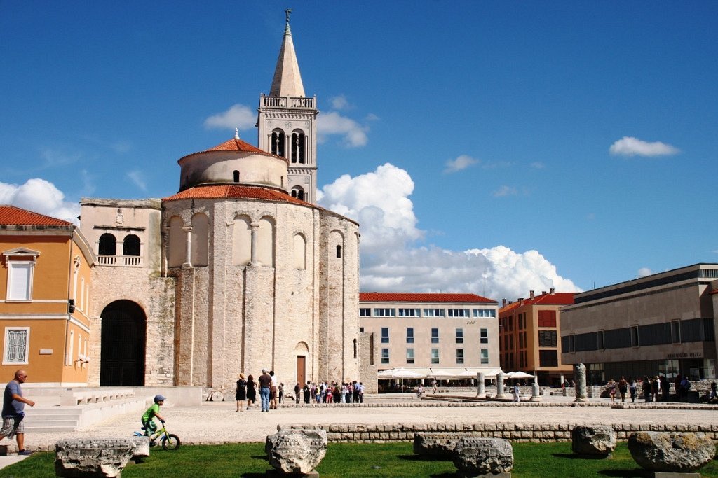 Forum Square