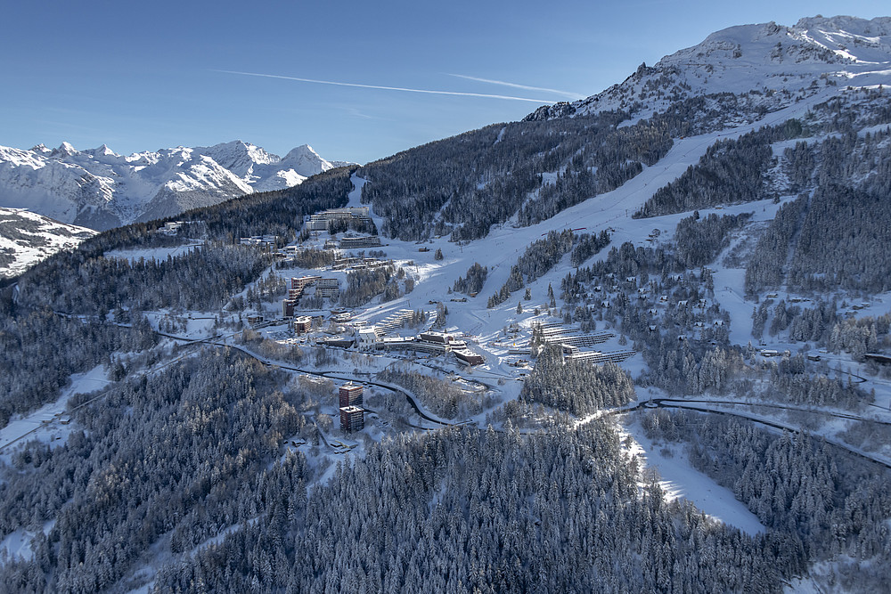 Arc 1600 Village