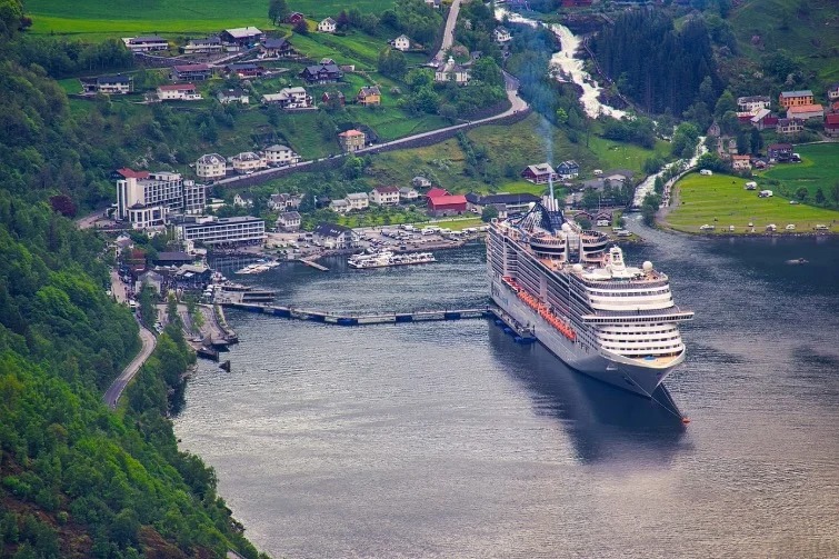 Geirangerfjord Cruise Harbor
