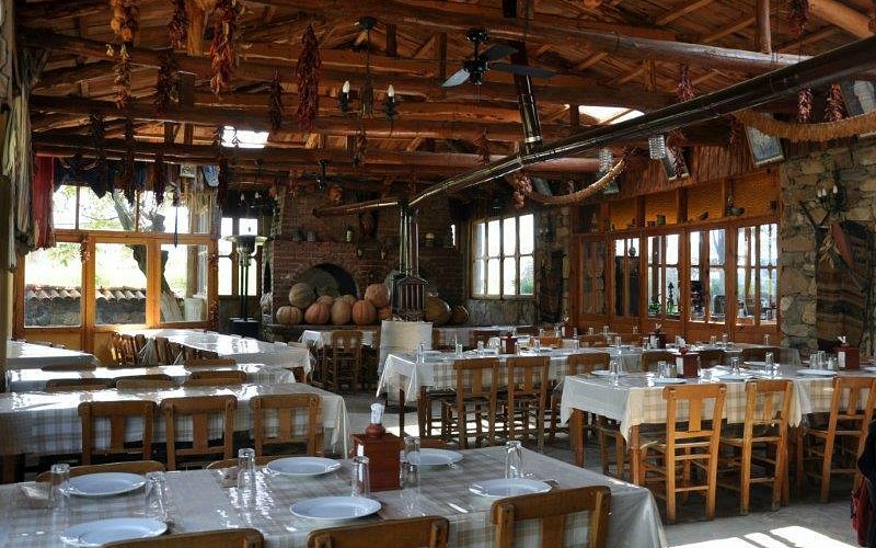 Lunch Rock Restaurant